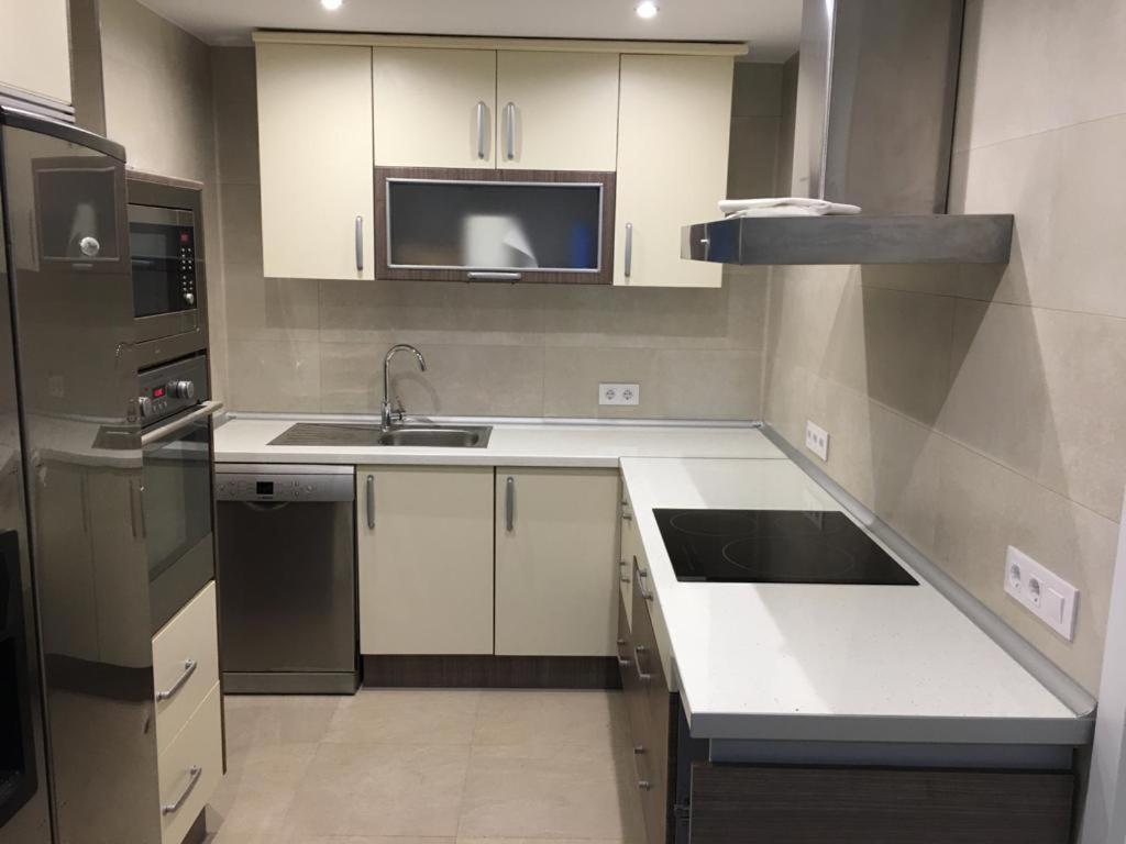 Apartamento Recién reformado casco histórico Alcalá de Henares Exterior foto