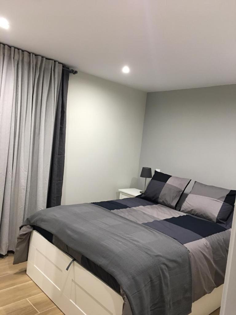 Apartamento Recién reformado casco histórico Alcalá de Henares Habitación foto